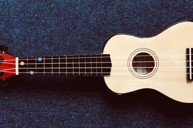 Adule Ukulele 2