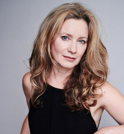 Amanda Douge