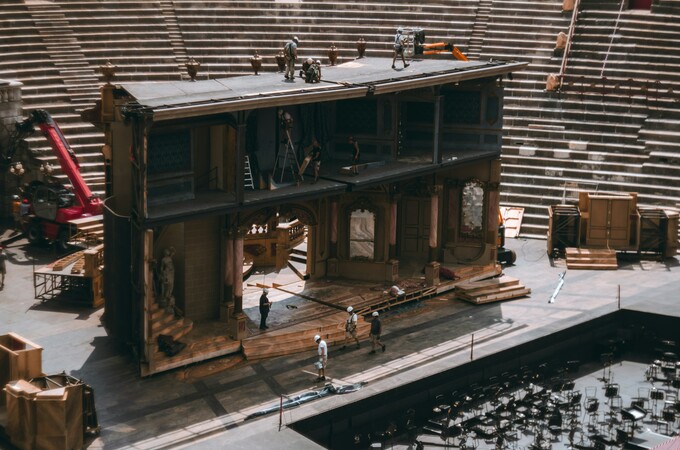 Build Your Own Theatre Set
